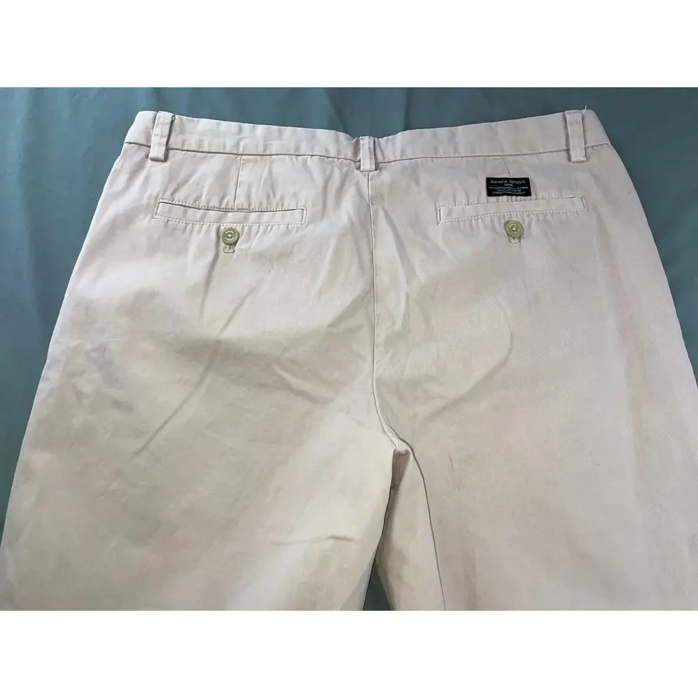 Banana Republic Aiden Fit Flat Front 100% Cotton Chino Pants. Washed Beige 35X29